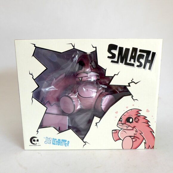 NEW 2008 9” TOY2R SMASH PINK GORILLA DESIGNER ART URBAN VINYL FIGURE - Picture 1 of 11